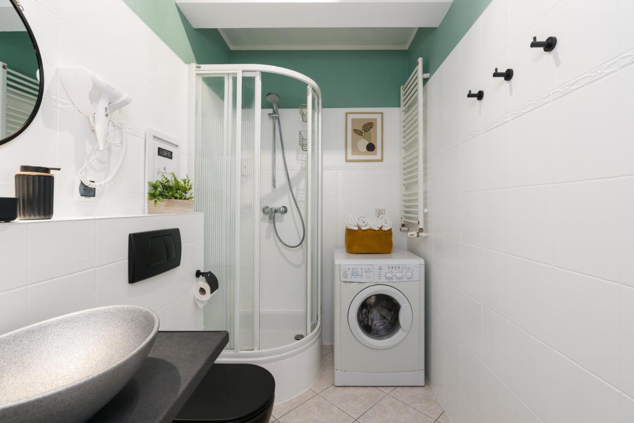 Sleepway Apartments -Boho Chic Poznań Buitenkant foto